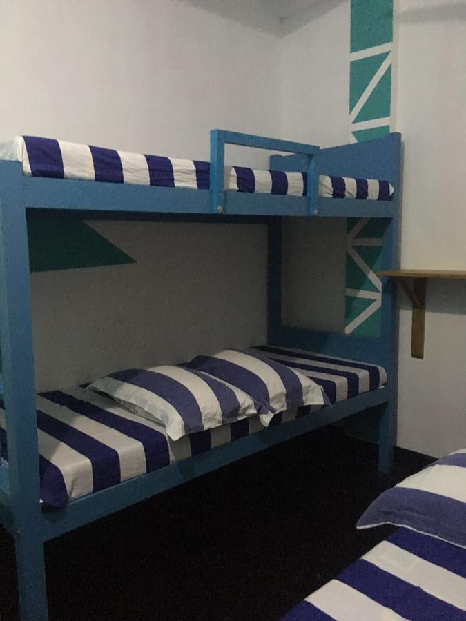 C- World Hotel Trincomalee Bagian luar foto
